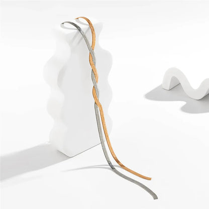 Elegantiškas ilgas vėrinys su reguliuojamo dydžio gyvatės raštu