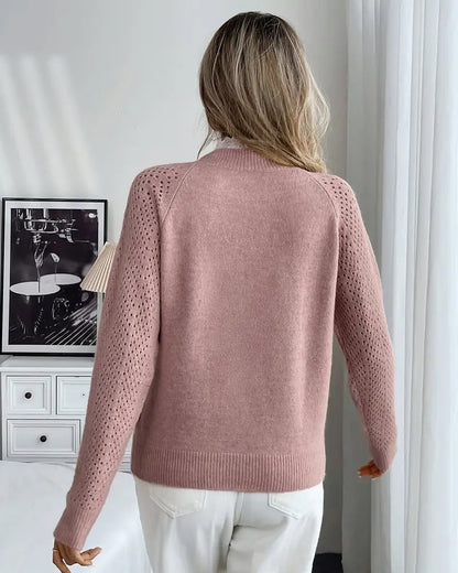 Clara™ – elegantiškas megztinis su raukiniais